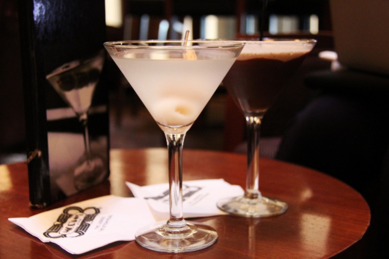 brasserie-AUPS-min_martini_bar_lychee_chocolate_alcohol_liquor_happy_hour_happy-910161